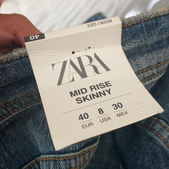 New Zara Jeans - Picture 5 of 5